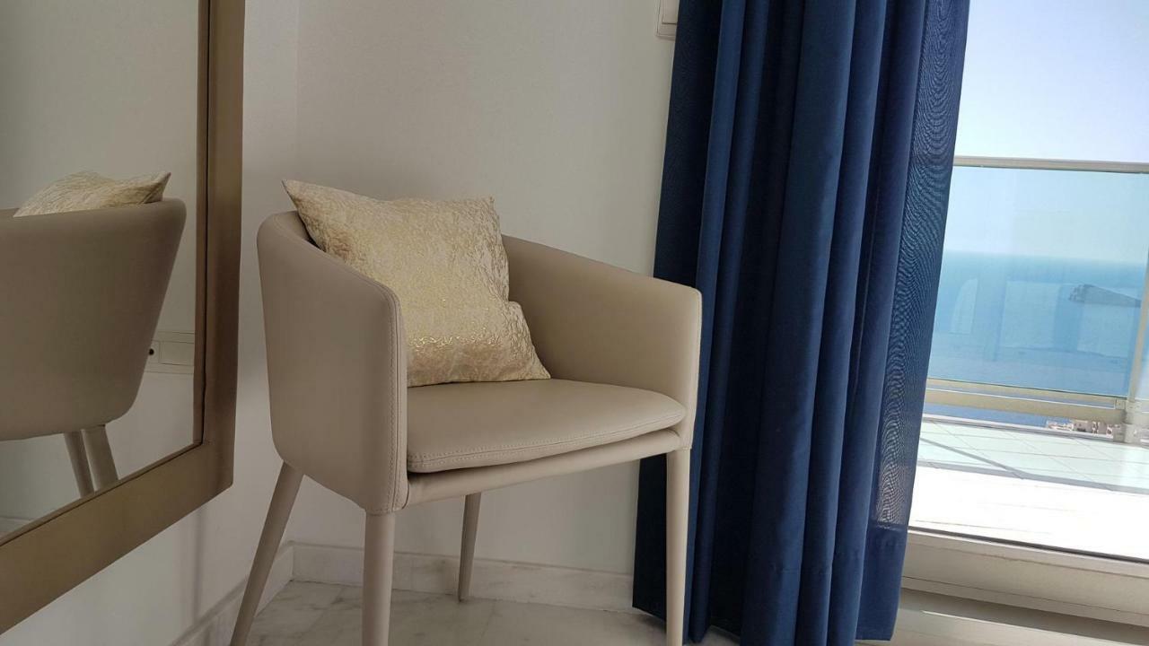 Deluxe Penthouse On The 42Nd Floor With Amazing Sea Views Apartman Benidorm Kültér fotó