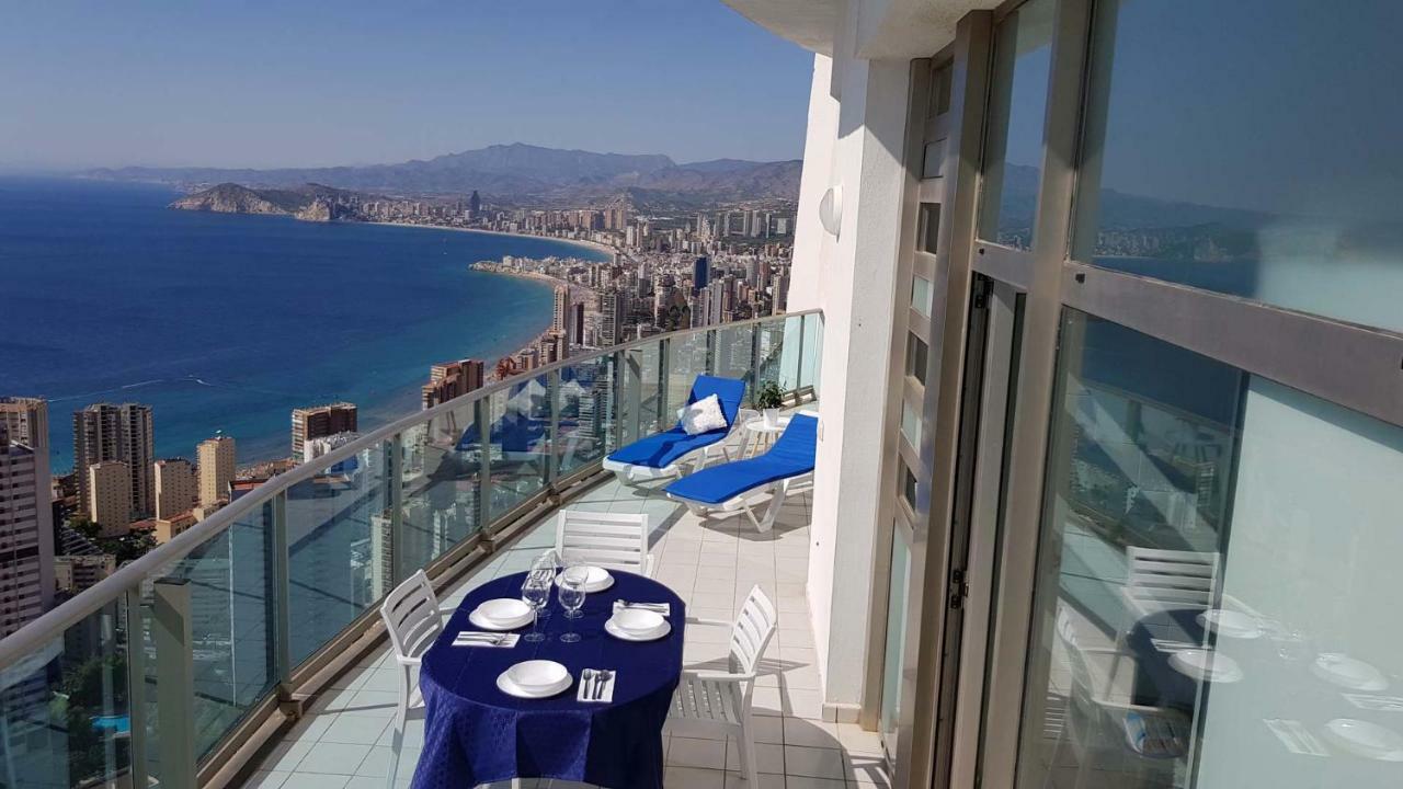 Deluxe Penthouse On The 42Nd Floor With Amazing Sea Views Apartman Benidorm Kültér fotó